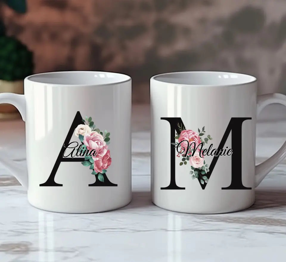 Personalisierte Tasse - Buchstaben mit Rosen