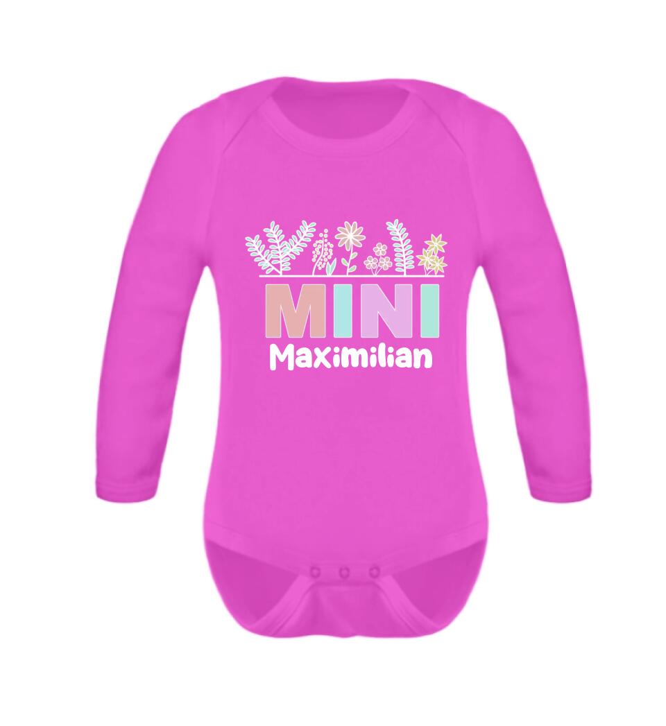 Mini mit Blumen - Baby T-Shirt und Body personalisierbar